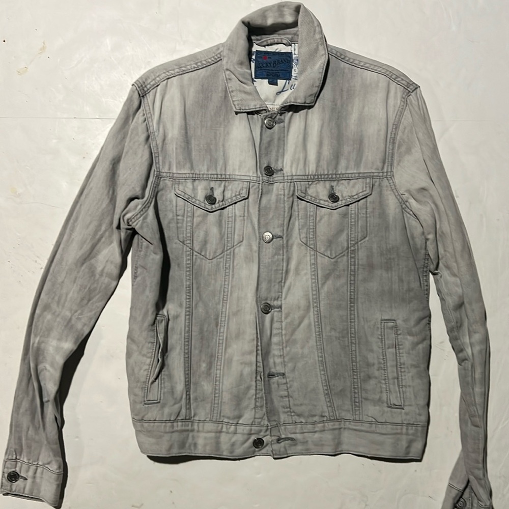 Lucky Brand Men’s Buttoned Denim Shirt